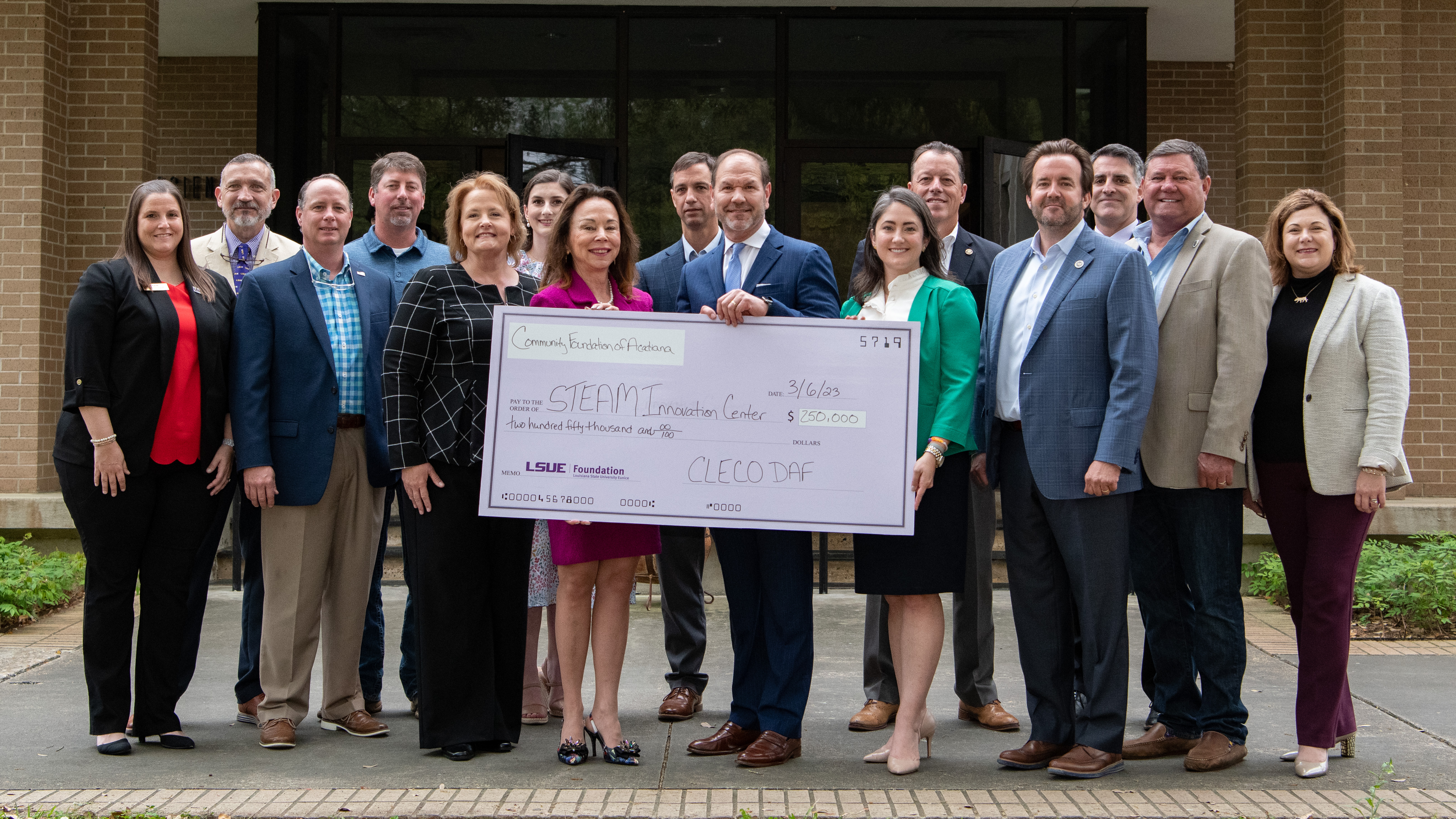 CLECO Makes $250K Gift Towards LSUE STEAM Innovation Center